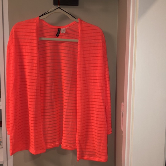 Divided Light Vibrant Cardigan - Picture 2 of 7